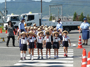 香芝自動車学校　幼稚園安全教習